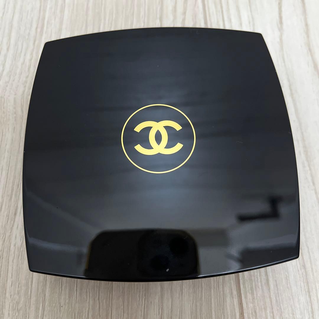 新品、未使用　CHANEL ENCHANTED NIGHT アイシャドウパレット