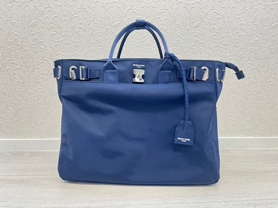 ☆美品☆セレーン　エテール　レディースビジネスバックPASSION36 ネイビー