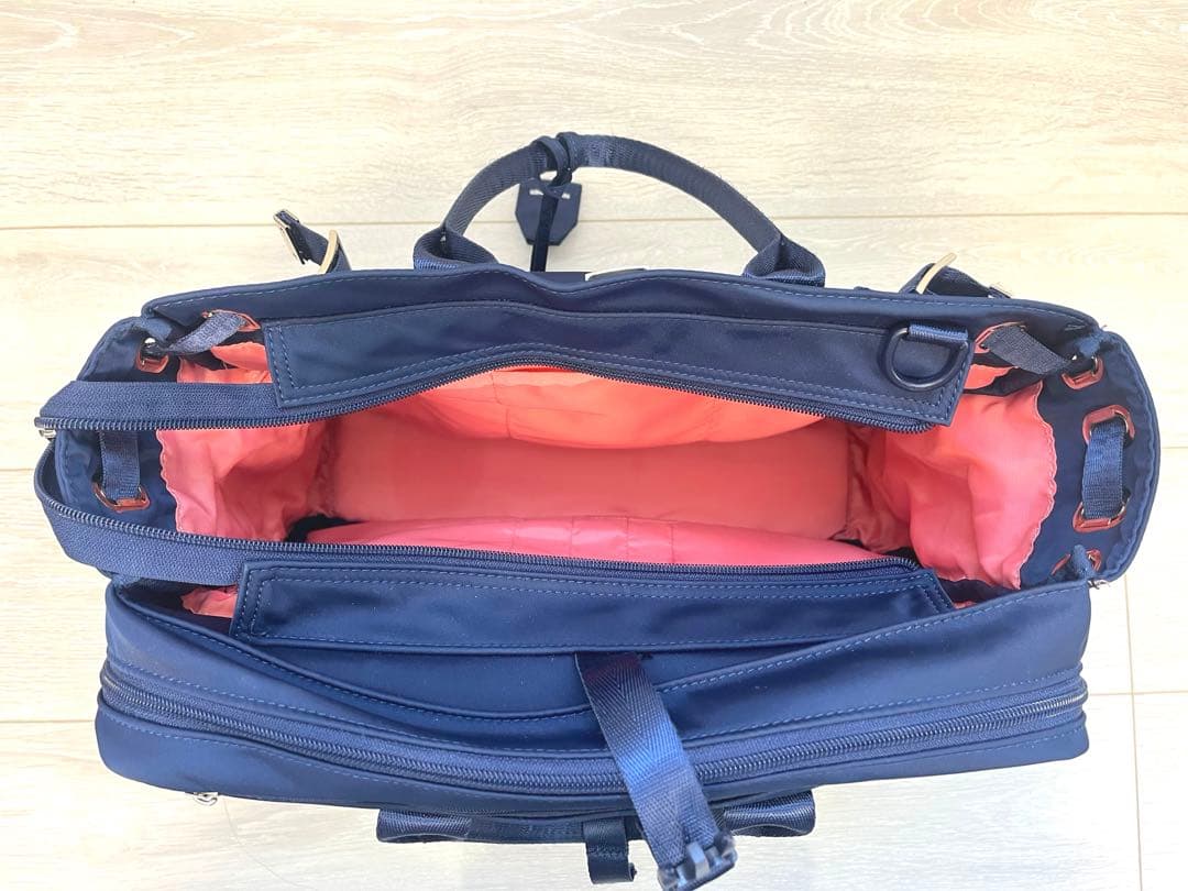 ☆美品☆セレーン　エテール　レディースビジネスバックPASSION36 ネイビー