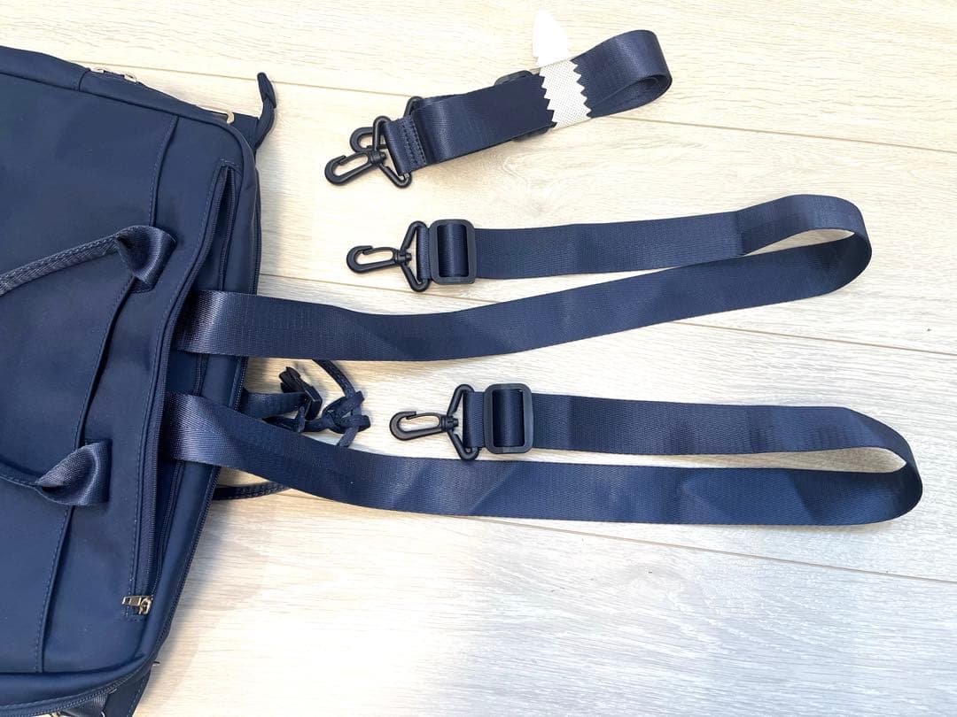 ☆美品☆セレーン　エテール　レディースビジネスバックPASSION36 ネイビー