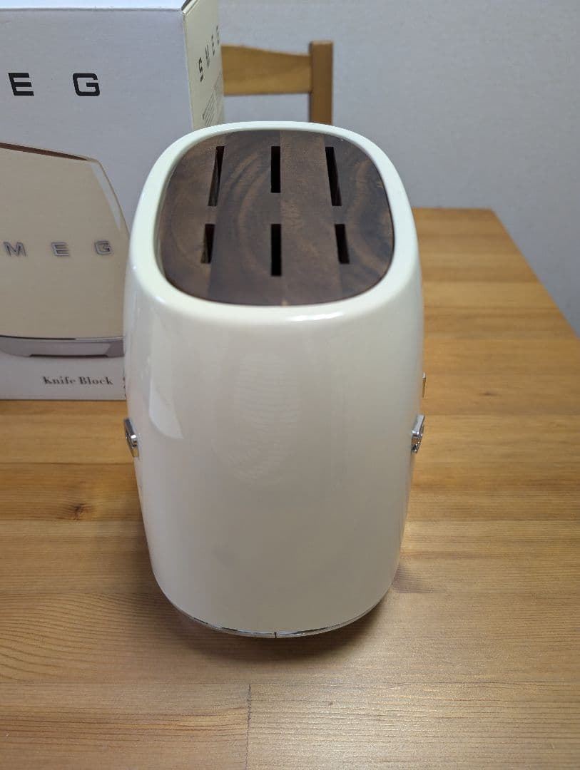 MR　SMEG ナイフブロック クリーム　包丁立て　ナイフスタンド