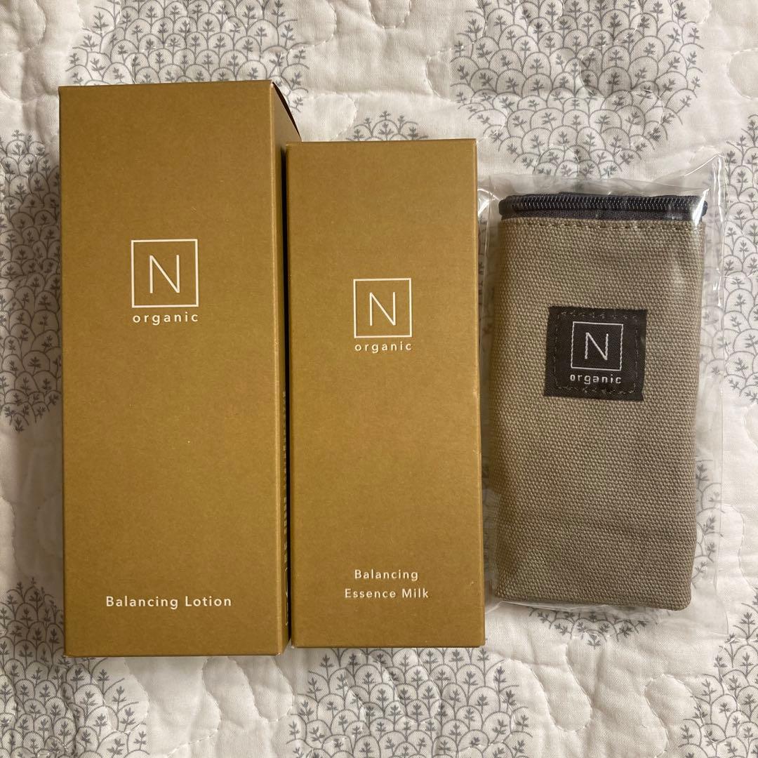 Ｎ organic Basic ローション・ミルク・ポーチ付き　　✖️ 4セット