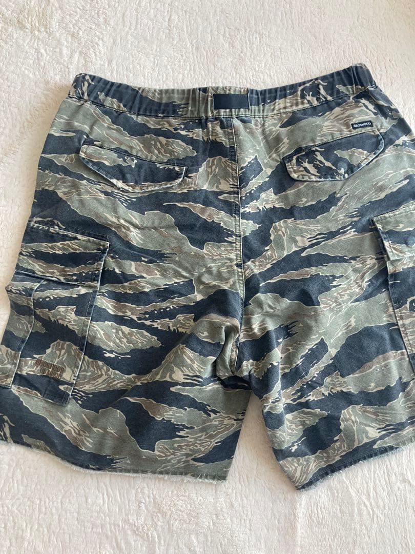 ＸPOSE タイガーカモカーゴショートパンツ