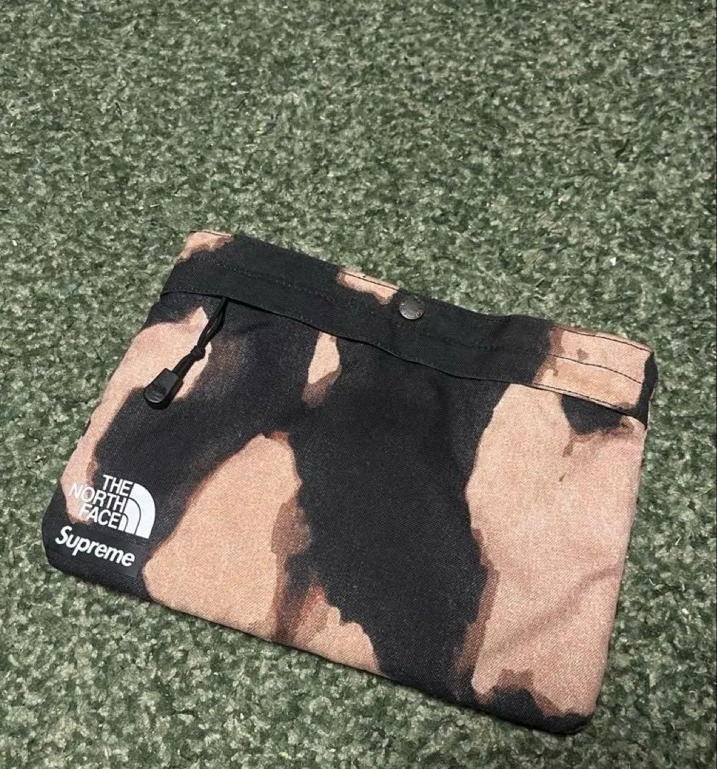 シュプリーム　ノースフェイス　ショルダーバッグ　サコッシュ　ブリーチ
