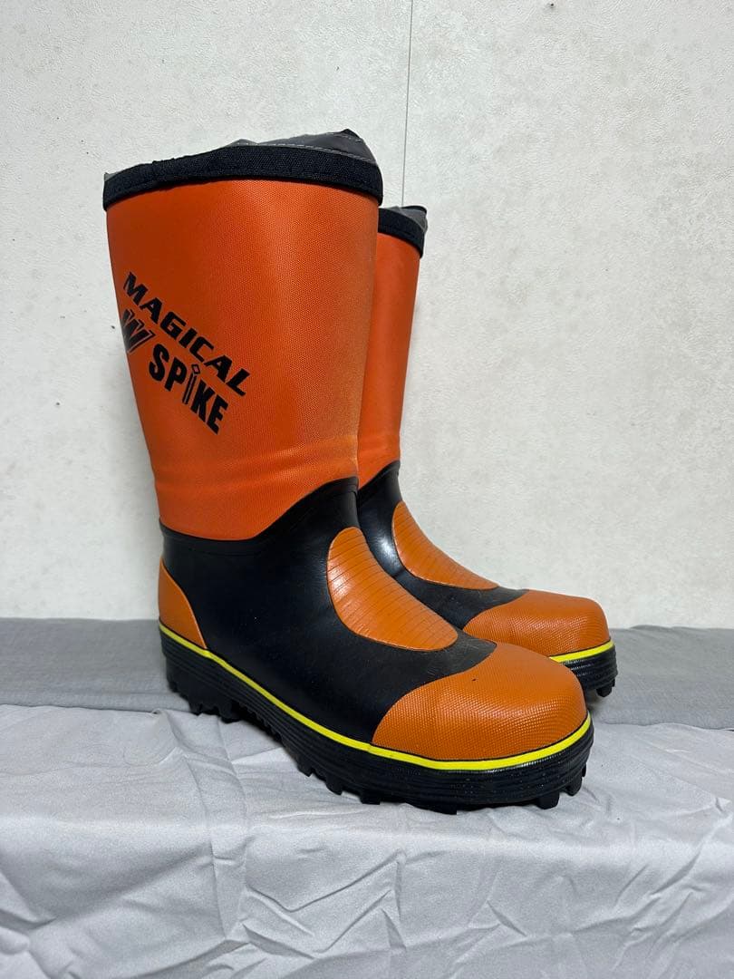 MAGICAL ICE SPIKE 安全靴 オレンジ/ブラック