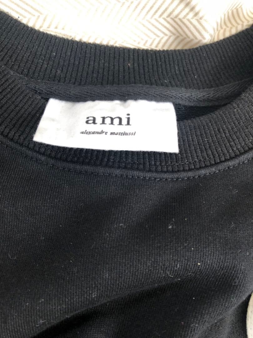Ami Parisブラック アミパリス スウェット