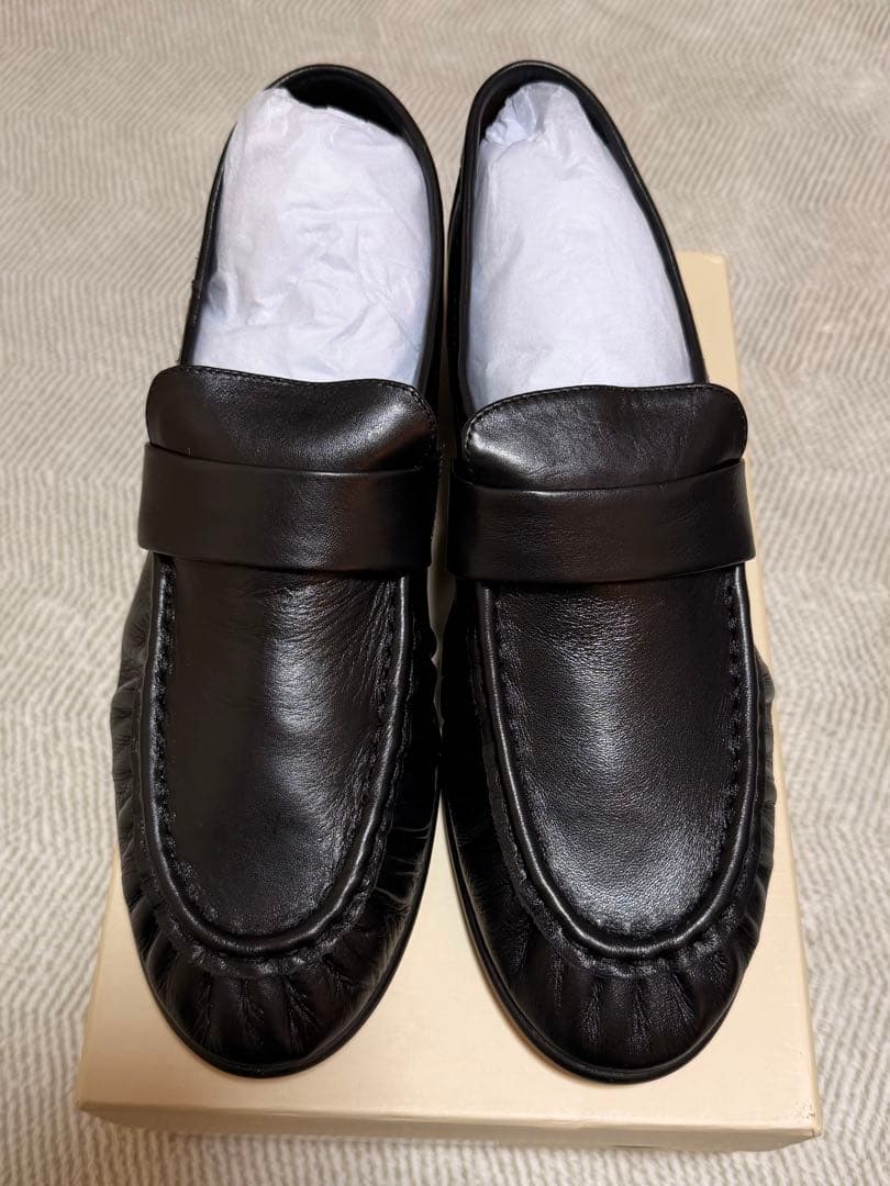 【希少】Tony Bianco ローファー 2.5cmヒール