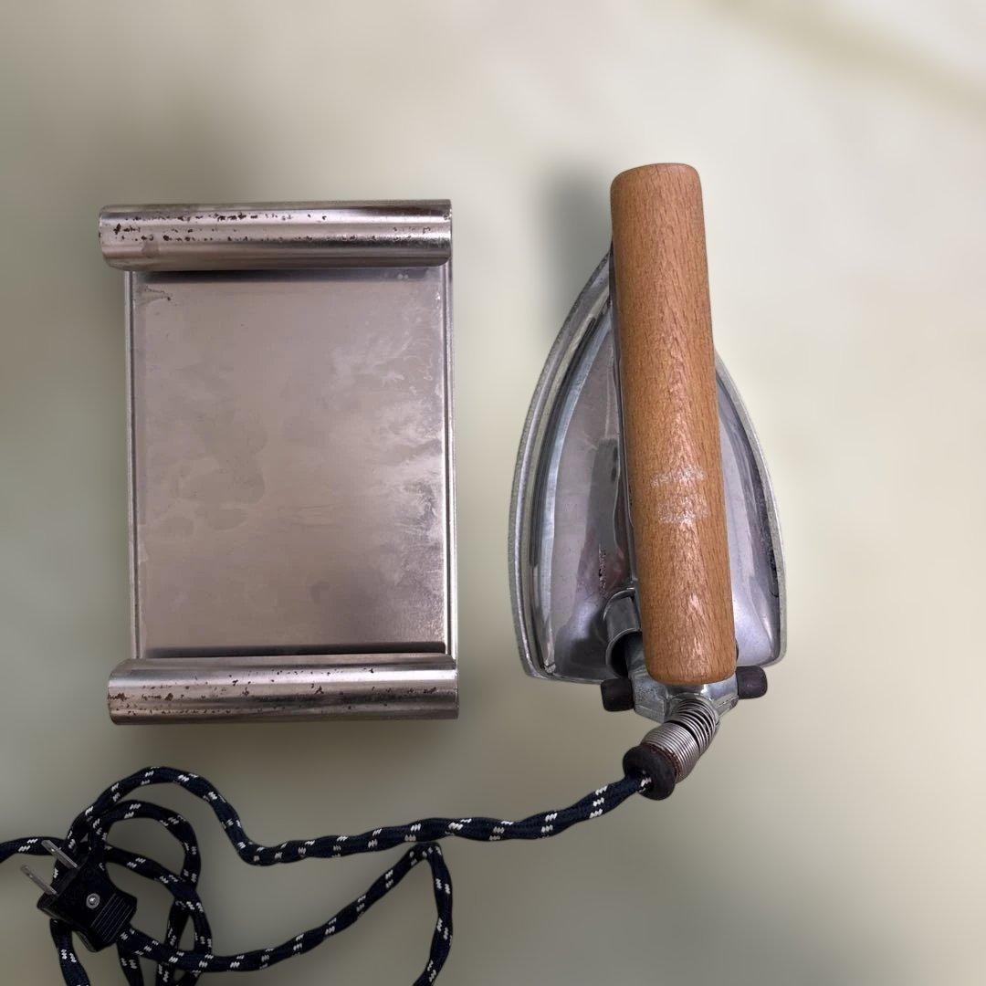 昭和レトロ★プロ仕様ナショナル 職業用アイロン 100V 500W アンティーク