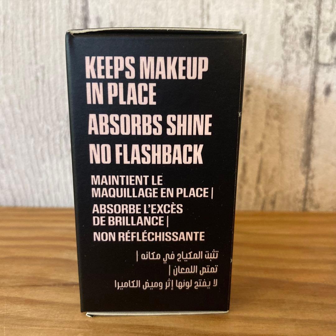 新品・未使用！　huda beauty　２０g　セッティングパウダー