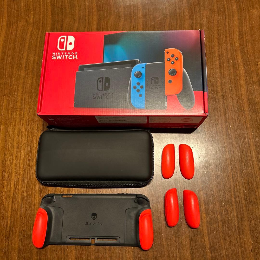 Nintendo Switch ネオンブルー　付属品、グリップ、ケース付き