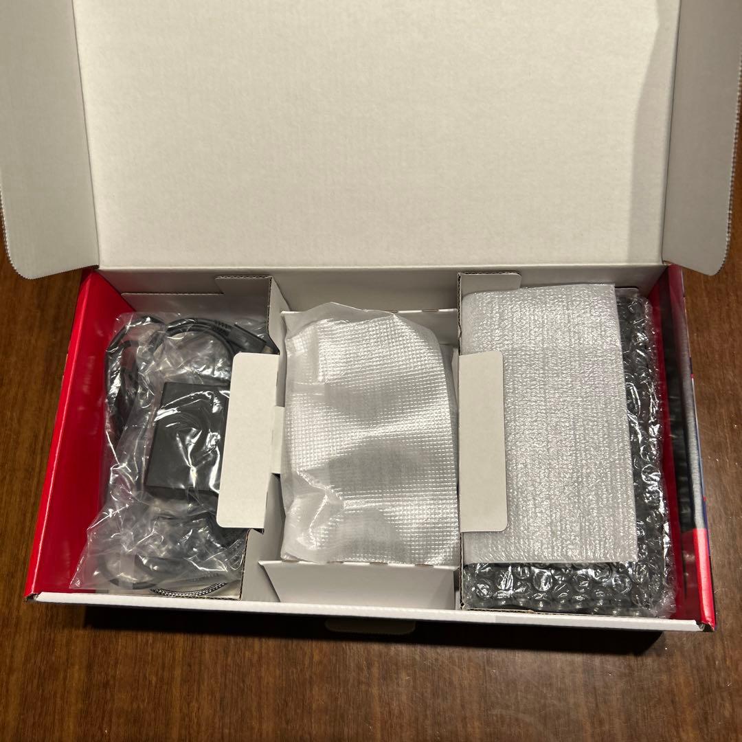 Nintendo Switch ネオンブルー　付属品、グリップ、ケース付き