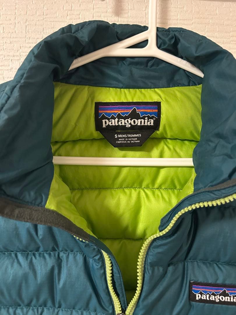 【美品】patagonia ダウンベスト Sサイズ ダークグリーン