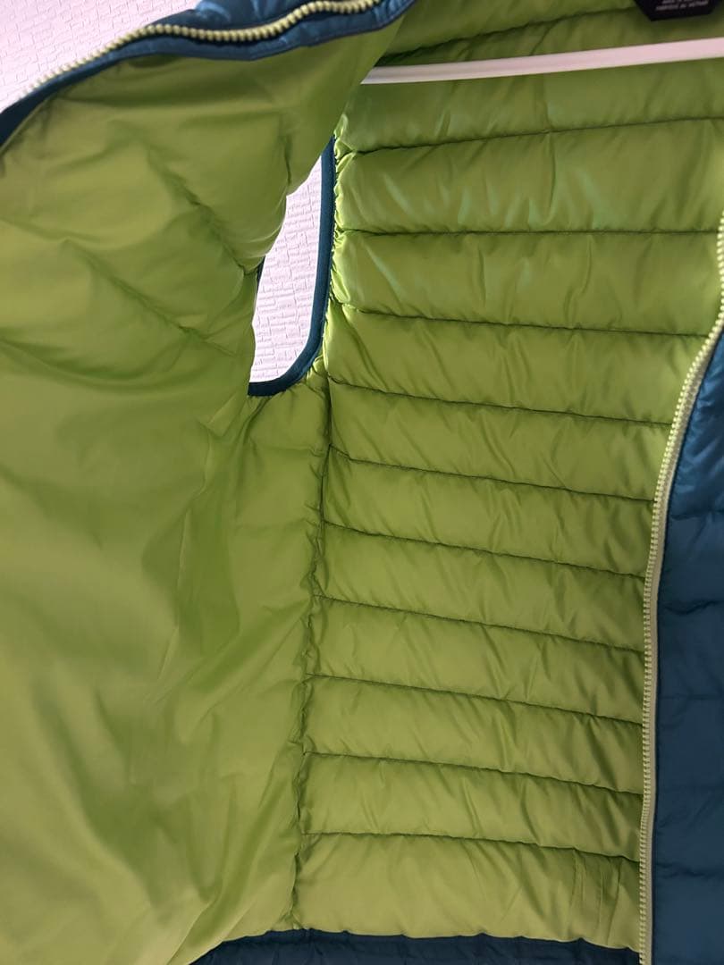 【美品】patagonia ダウンベスト Sサイズ ダークグリーン