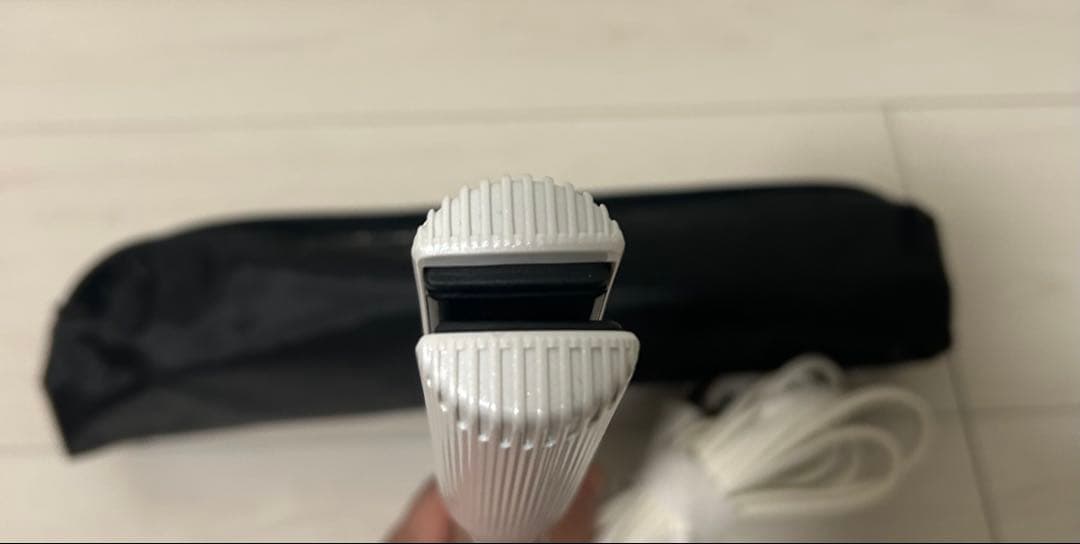 【即日発送&値下げ依頼○】Refa ストレートヘアアイロン 　 ※収納ケース付き