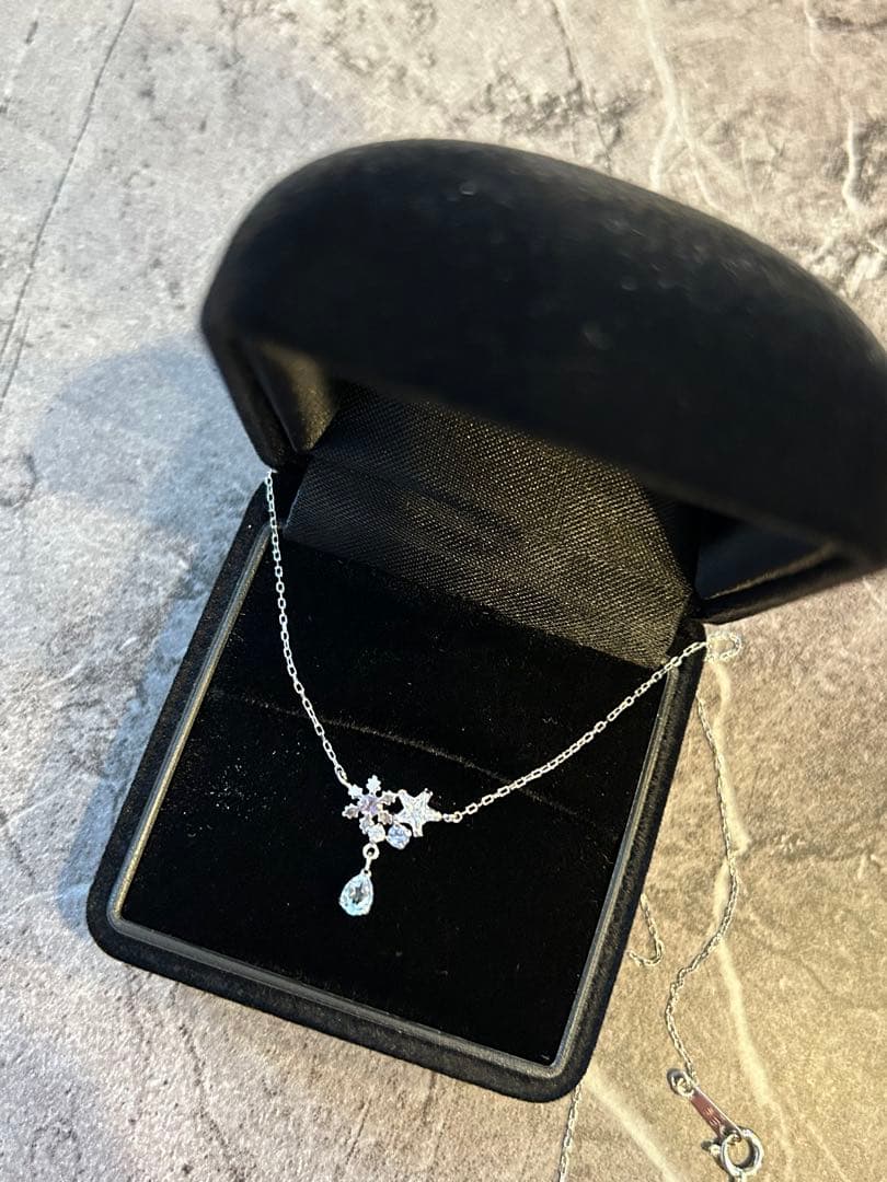 TAKE UP K10 WG ネックレス　雪の結晶　しずく　星形　ジルコニア