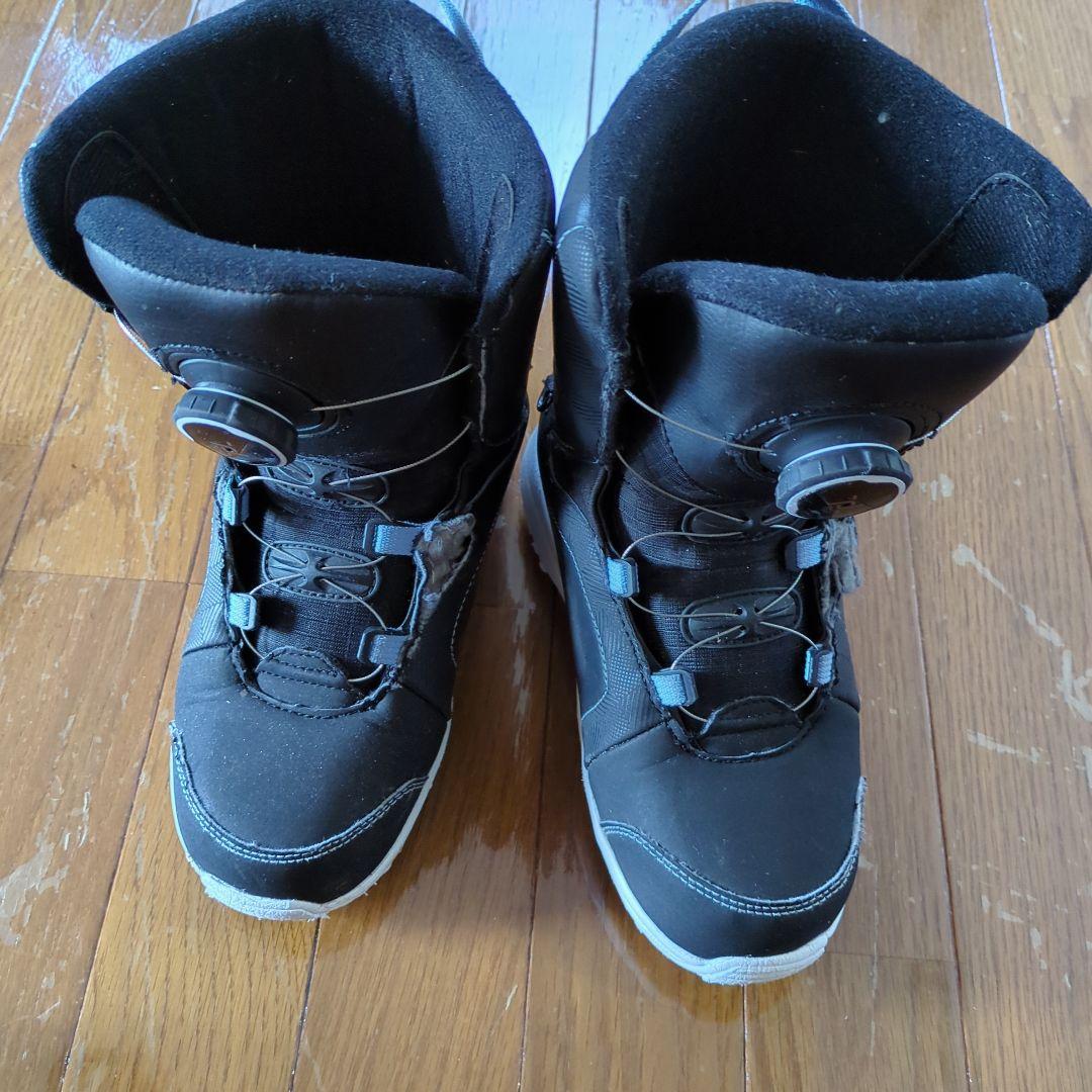 子ども用スノーボードセット（ジャケット・ブーツ付き）