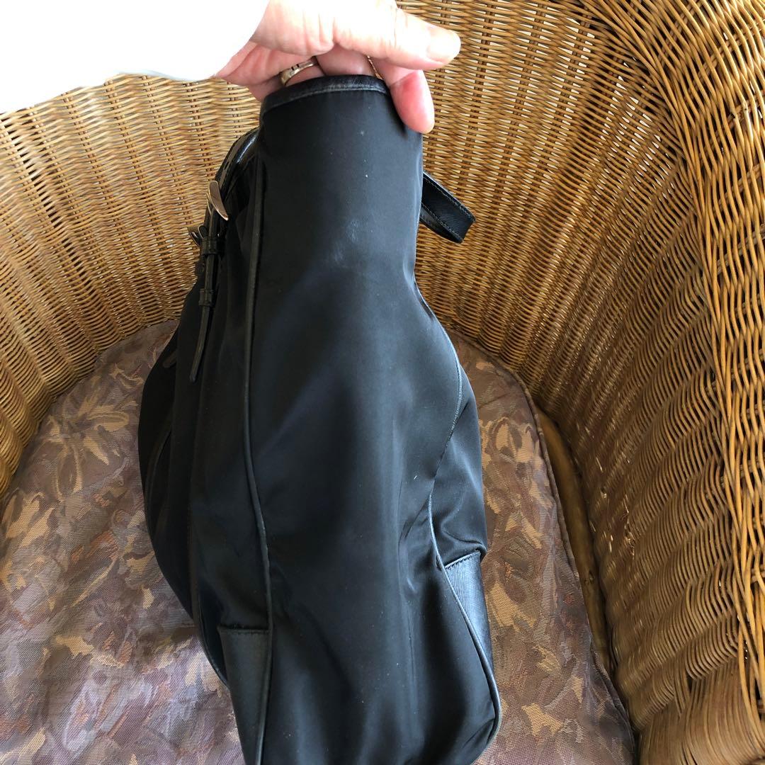 PRADA ブラック ナイロン ビジネスバッグ