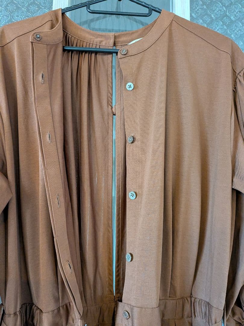 美品　カレンソロジー　ロングワンピース ７分袖　ウエストリボン付