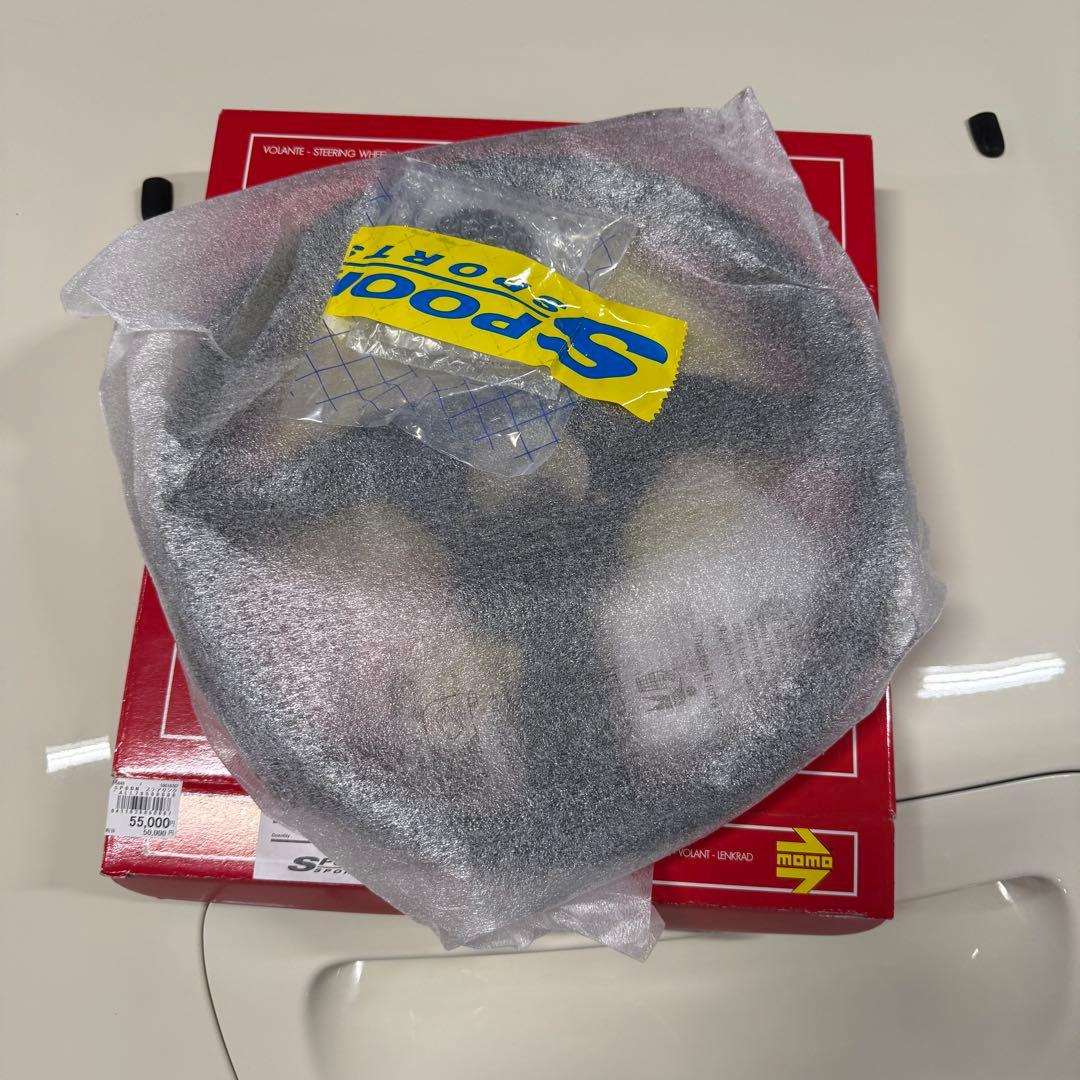 Spoon × momo ステアリング