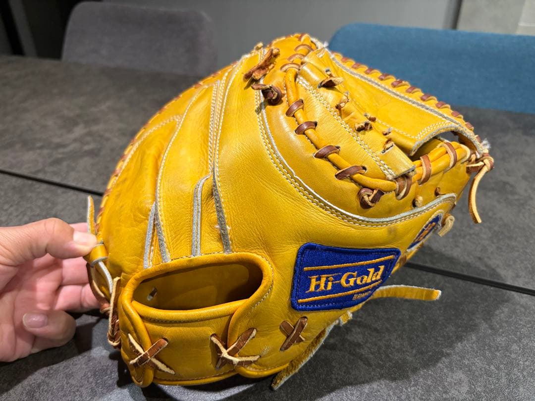 Hi-Gold☆ハイゴールド レトロ捕手ミット（GKM-222）紐切れあり