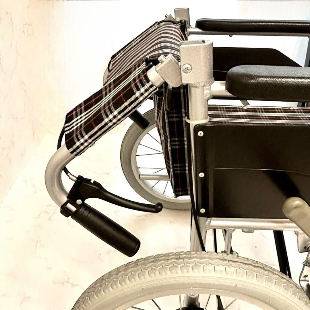 日進医療器 NC-2CB 基本タイプ 介助型 介助式 車椅子