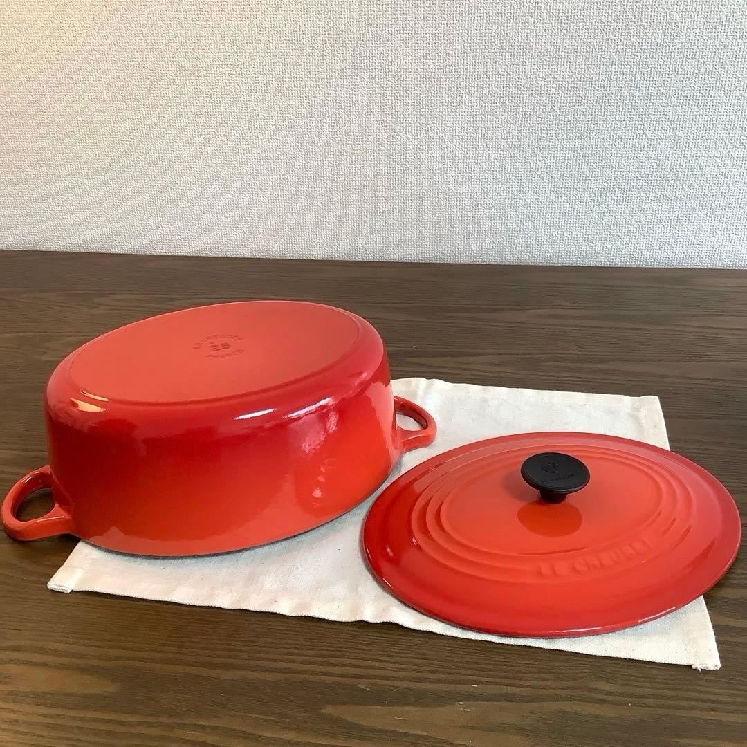 【美品】ルクルーゼ　ココット・オーバル 鍋25cm