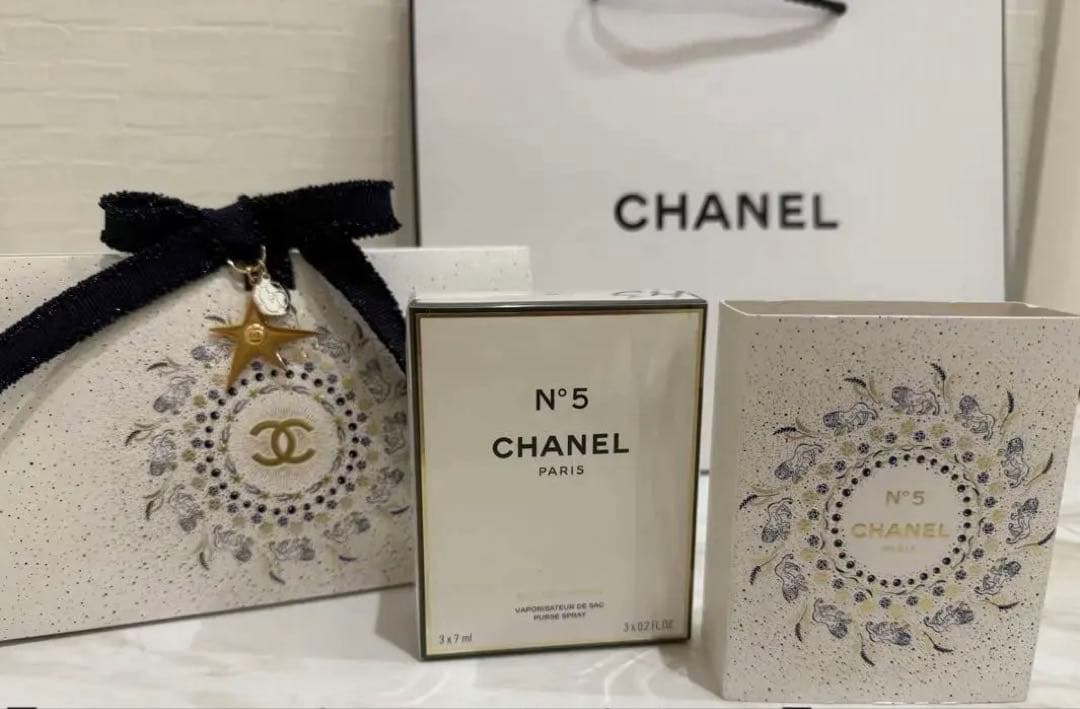 シャネル　Ｎ°５オードゥパルファムパーススプレイ　コメット　2025ホリデー