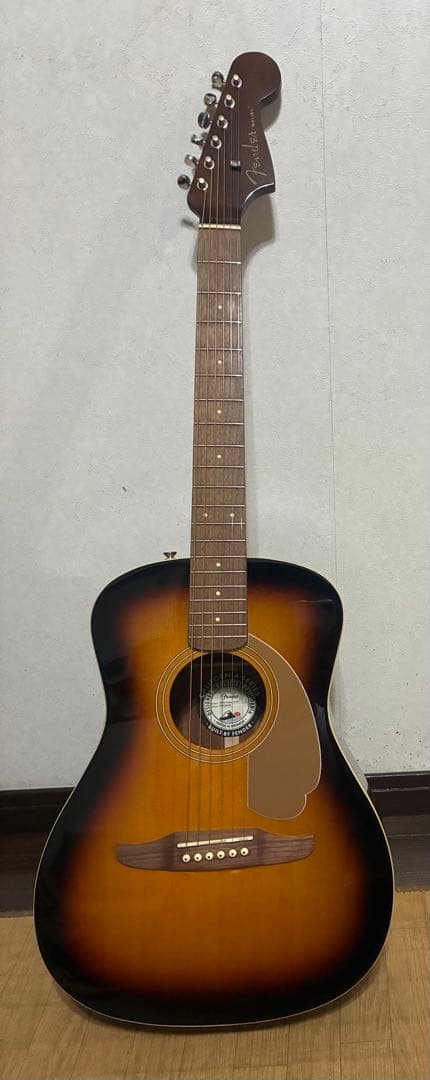 Fender Malibu エレアコ　サンバースト　音出しOK