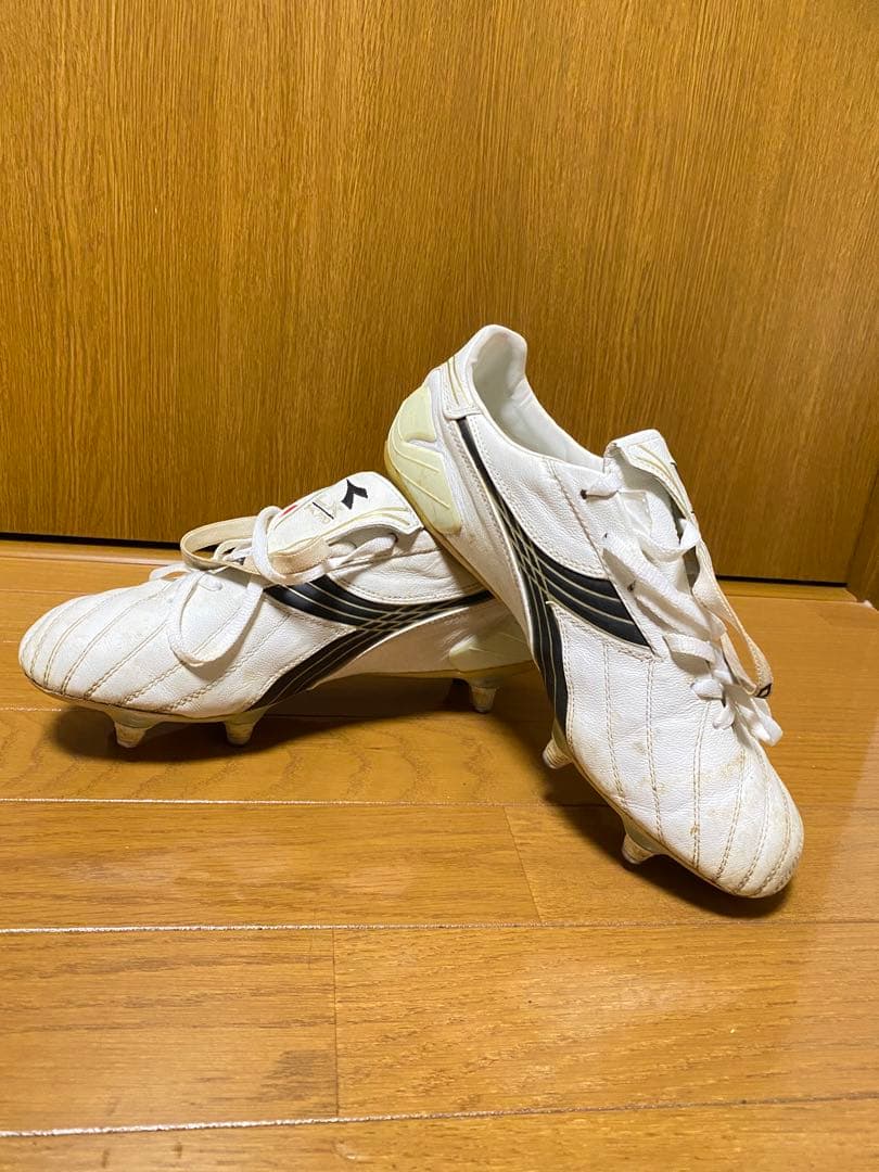 【最終価格】【即購入OK】ディアドラDIADORAサッカースパイク
