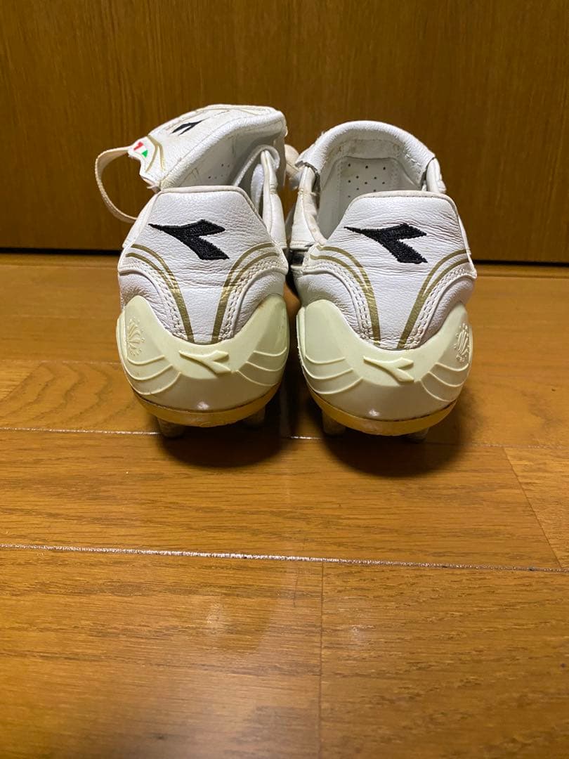 【最終価格】【即購入OK】ディアドラDIADORAサッカースパイク