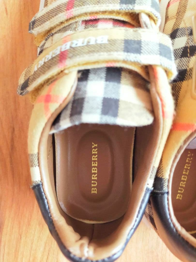 ＊専用＊BURBERRY＊スニーカー