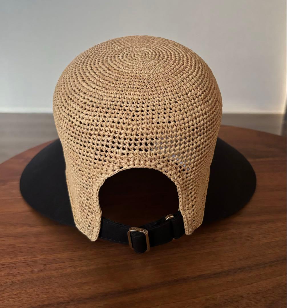 ヘレンカミンスキーHELEN KAMINSKI BLAISE