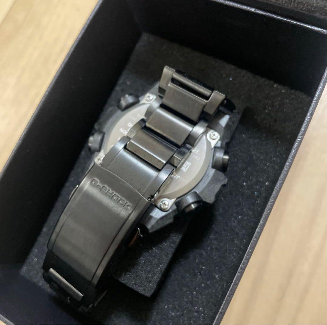 G-SHOCK GST-B400BD-1A2JF ソーラー Bluetooth