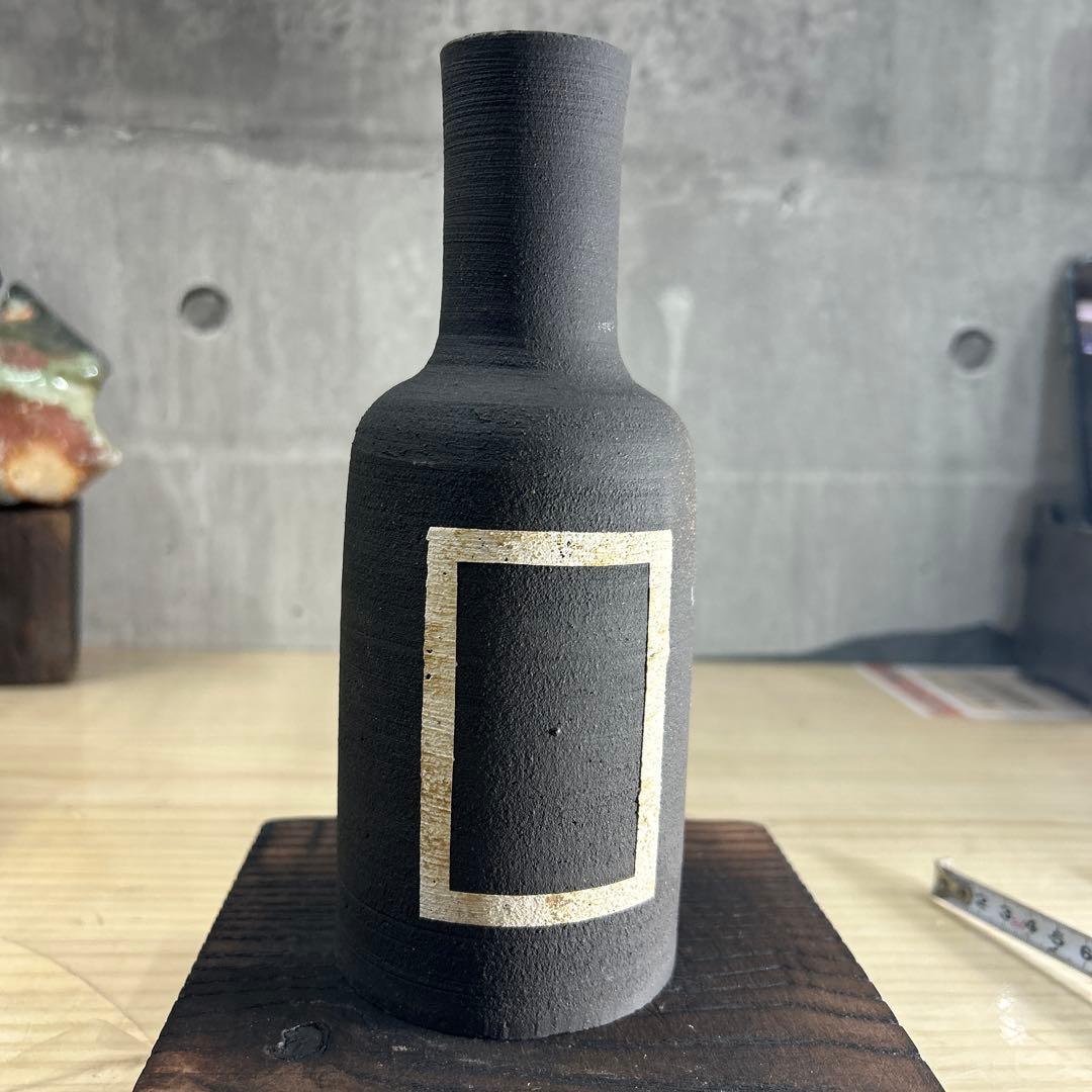 ノ*ズ様 黒い陶器の花瓶