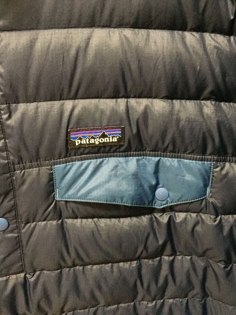 PatagoniaダウンスナップTプルオーバー　ダウンセーター