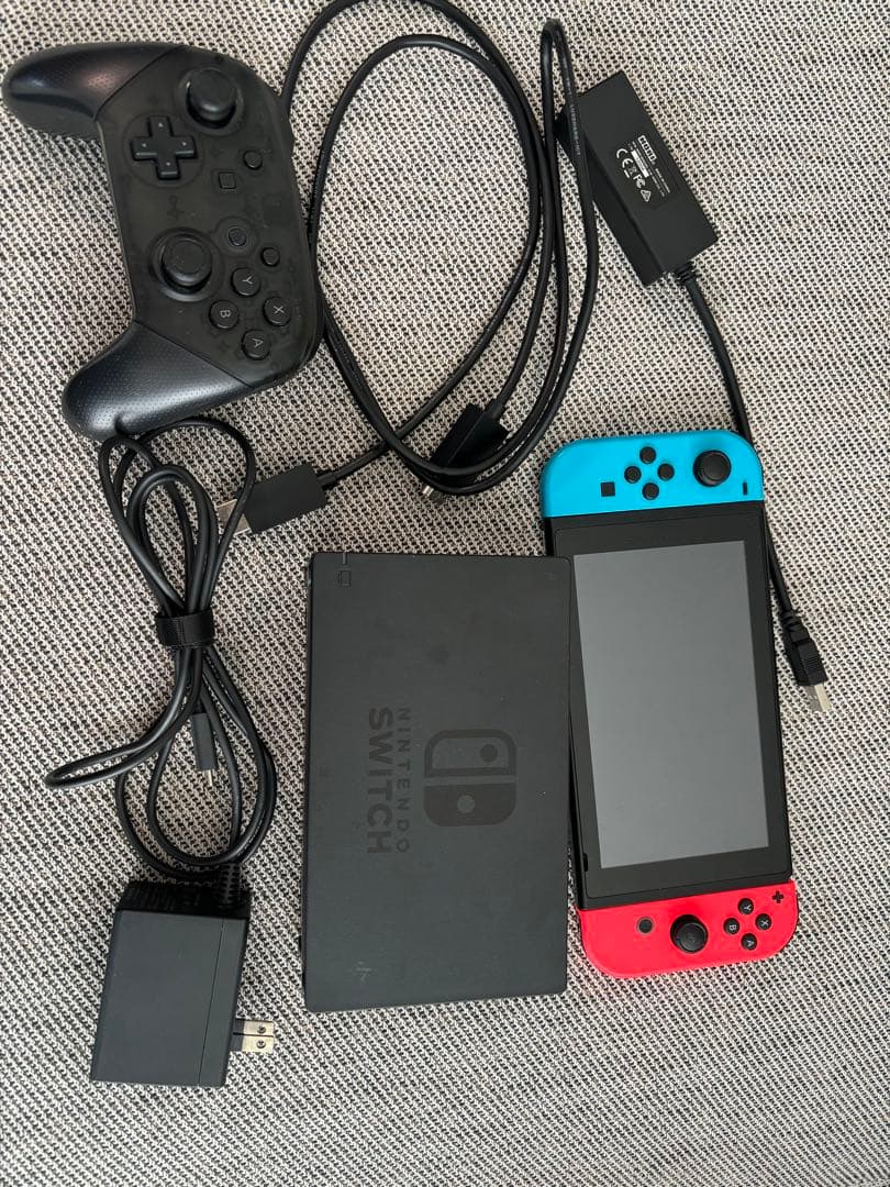 NintendoSwitch 本体＋プロコン