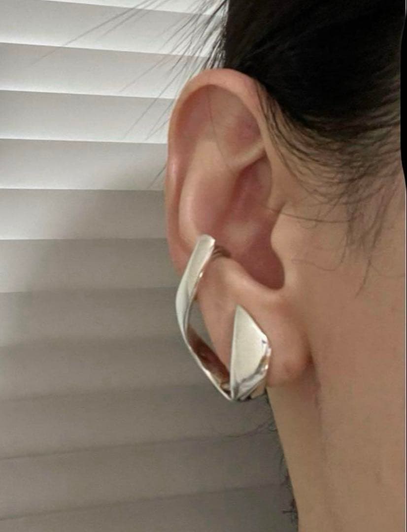 【美品】　blanciris ブランイリス　イヤーカフ ピアス　片耳用