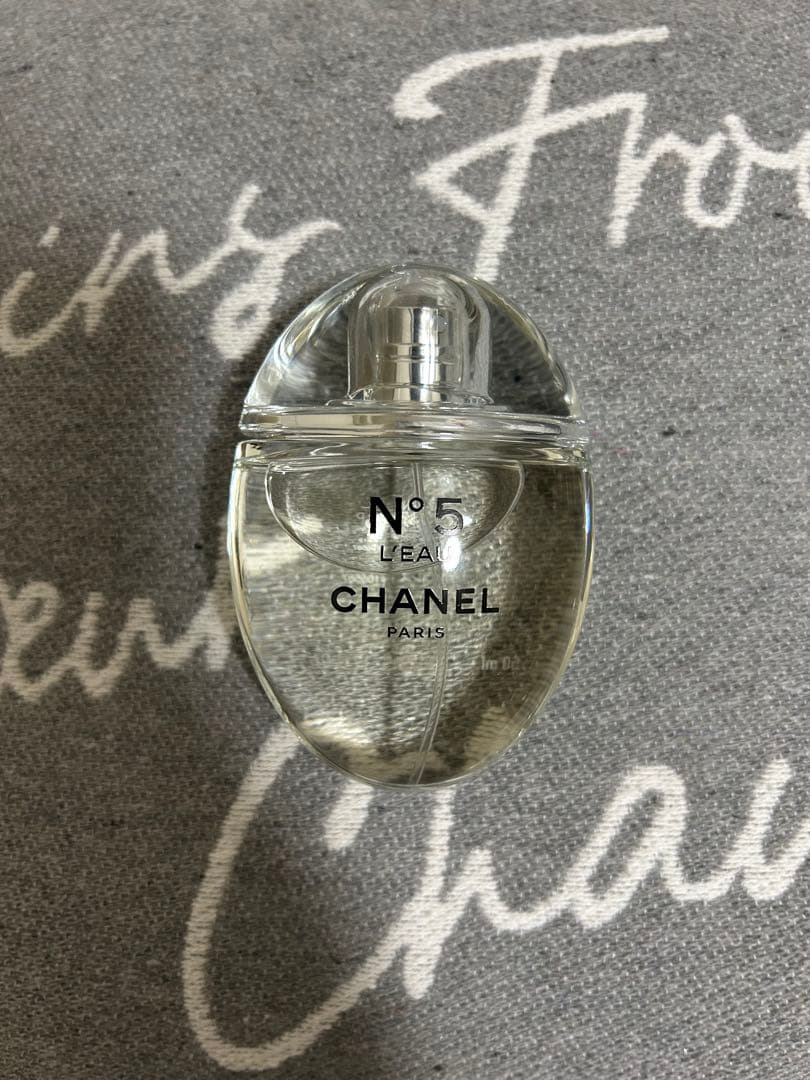 シャネル N°5 ロー オードゥ トワレット D