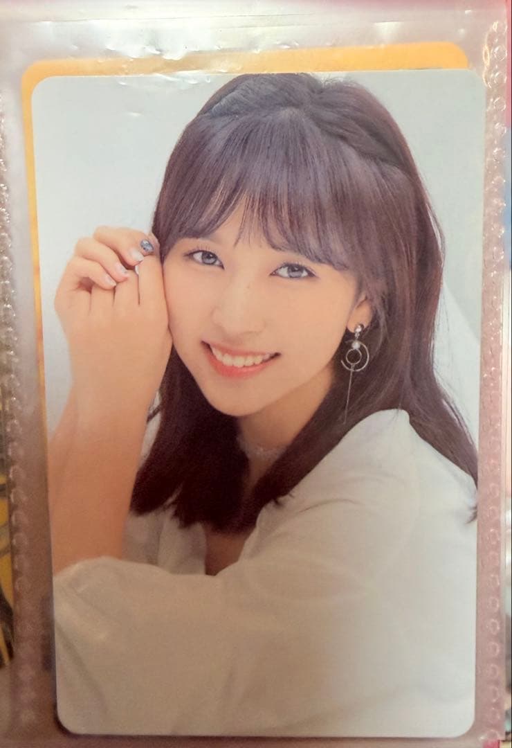 TWICE グッズ まとめ売り（一枚目以降の写真もご覧ください）