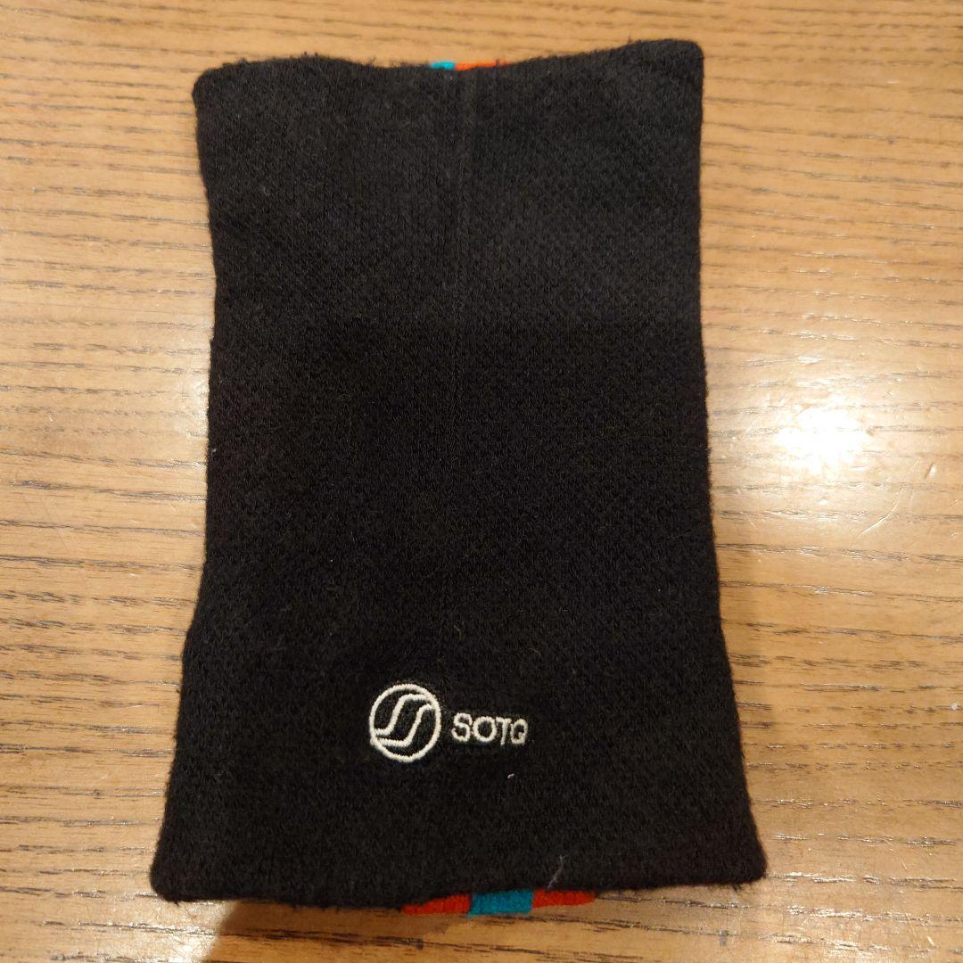 ビーズ付きブラックウォレットチェーン＆リストバンド