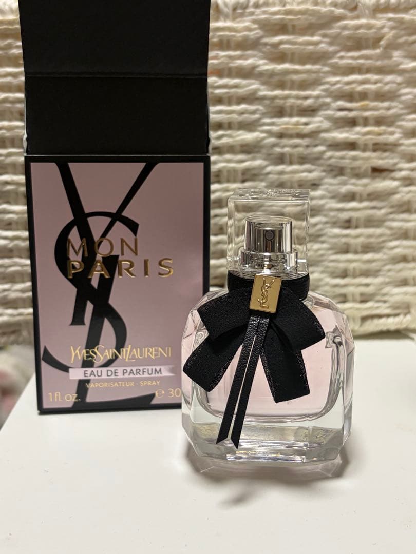 イヴサンローラン 香水 モンパリ