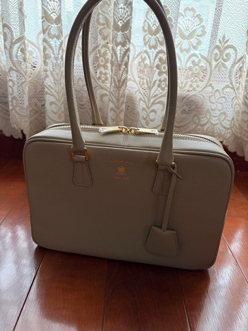 ＊A.D.M.J. ＊ ボストンバッグシュリンクレザー