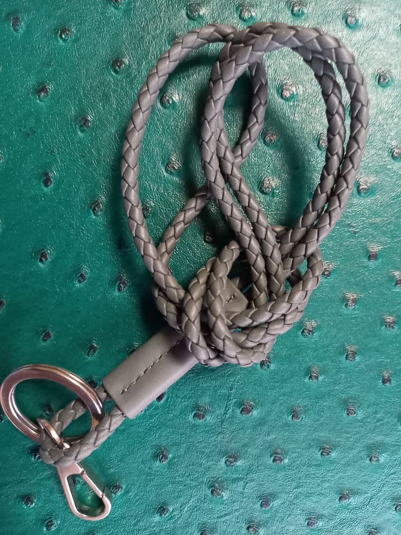 新品、未使用。ボッテガヴェネタ　キーリング　イントレチャート