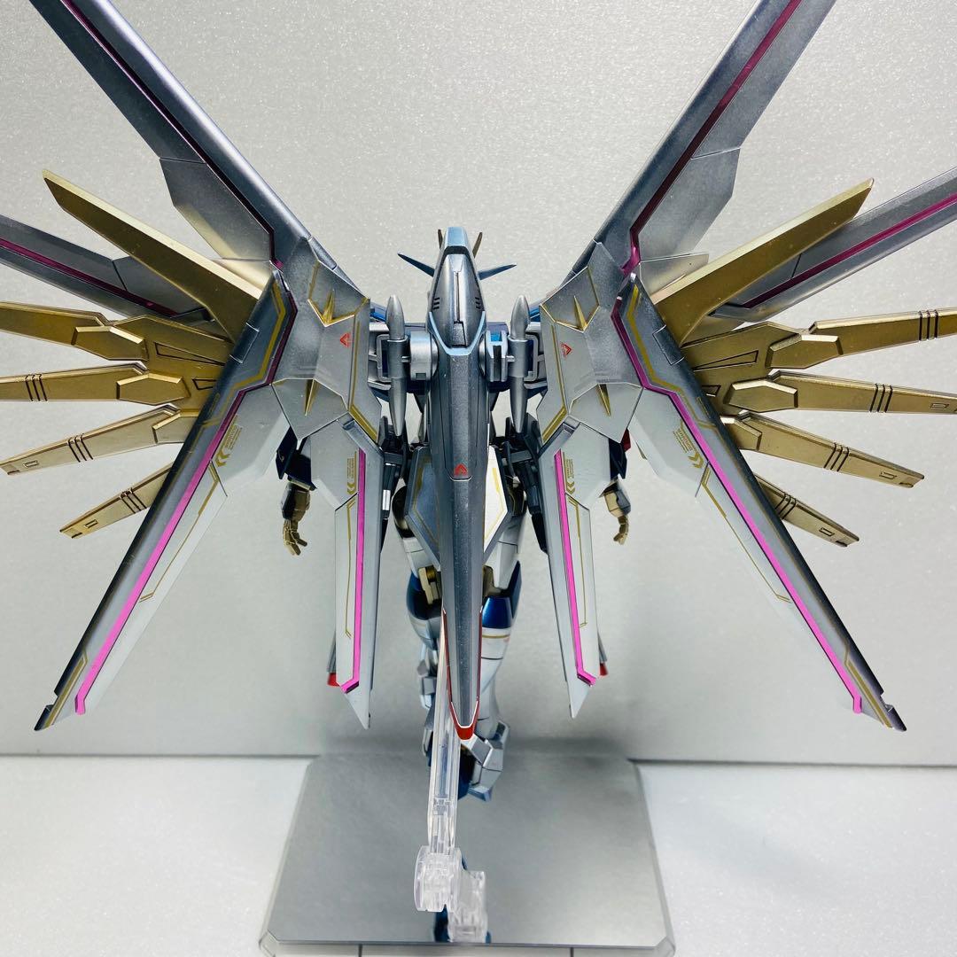 HG マイティーストライクフリーダムガンダム ライフリカラー 全塗装 ガンプラ