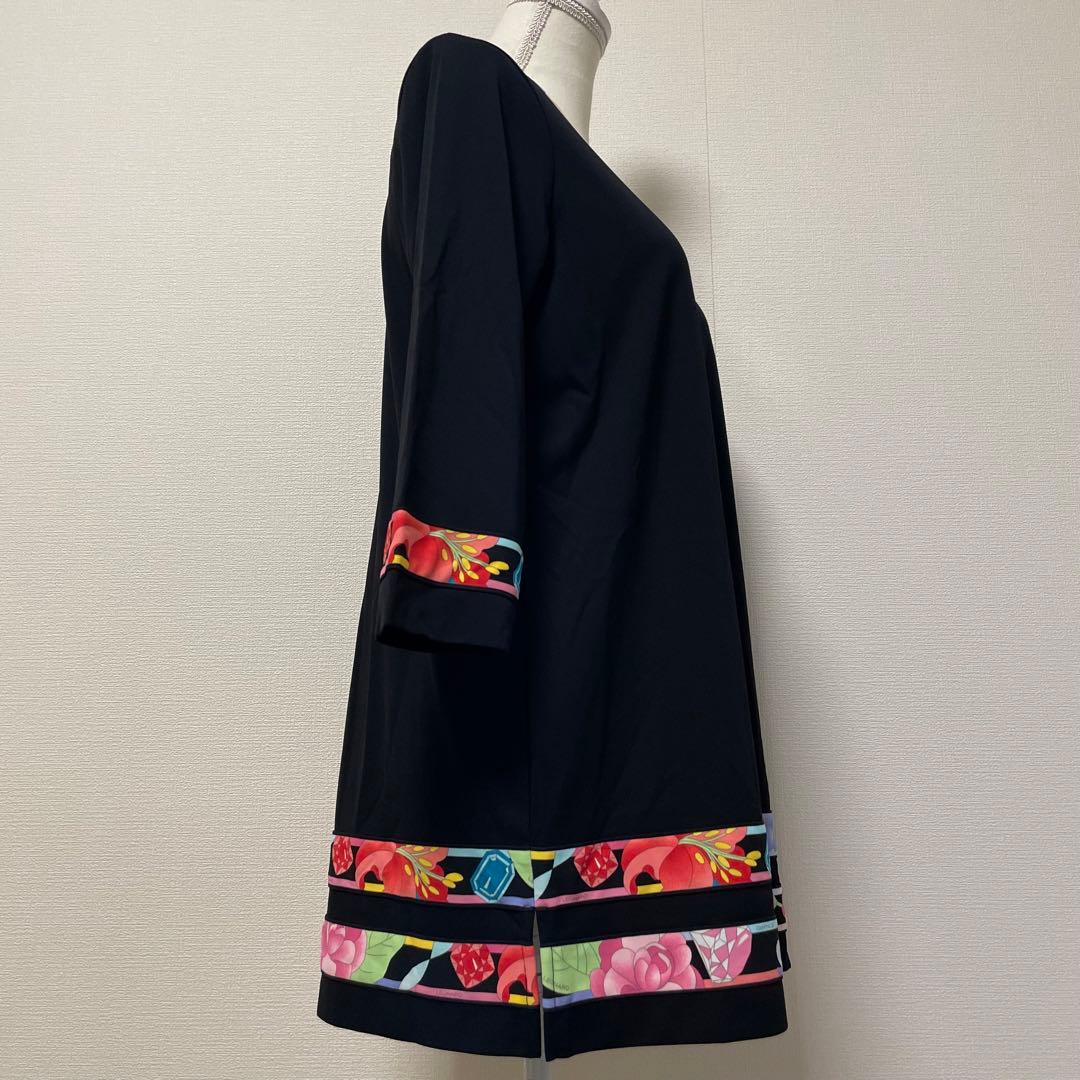 タグ付　レオナール　チュニック　花柄　トリム　七分袖　UVカット　ブラック　XL