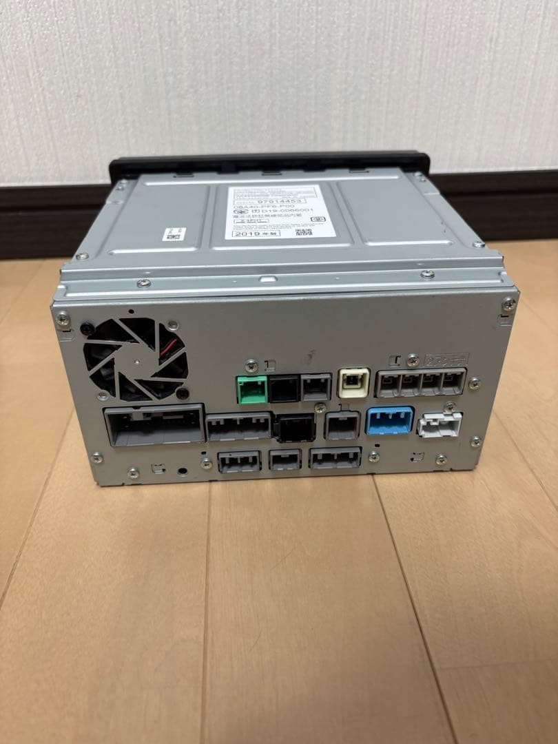 【限定価格】　VXM-204VFI Gathers カーナビ