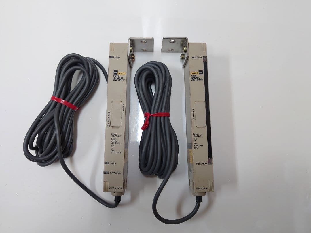 ②OMRON　F3W-B035-D、F3W-B035-Lのセット