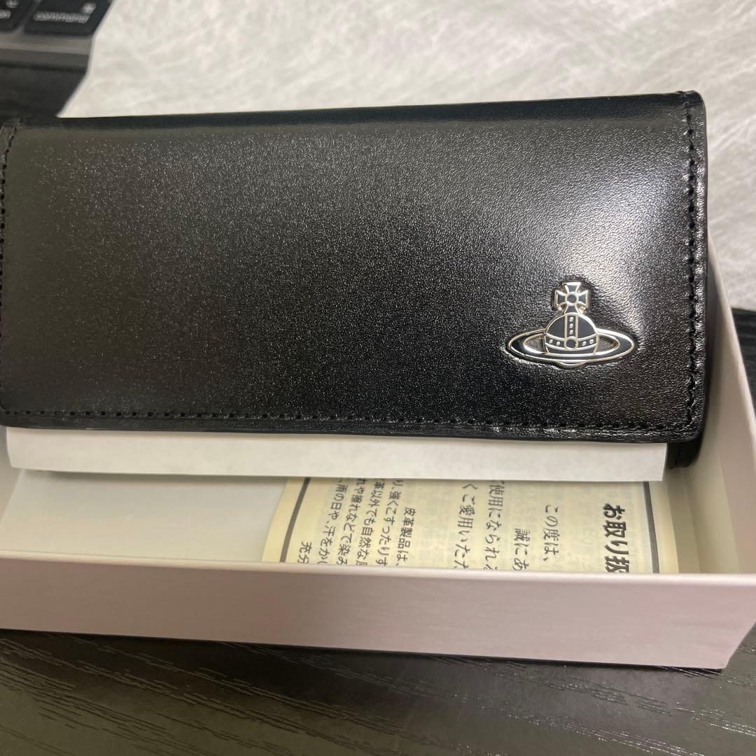 新品・未使用　ヴィヴィアン キーケース