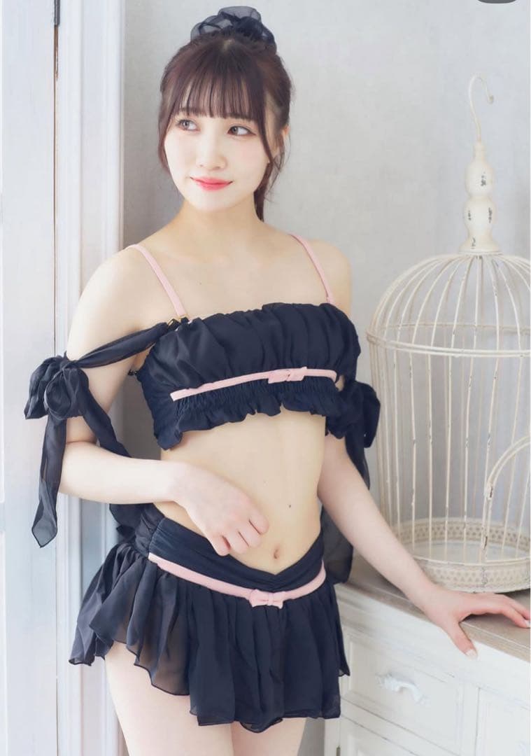 Feast 水着　レディース　SSサイズ　小胸さん　ビキニ　プール　撮影