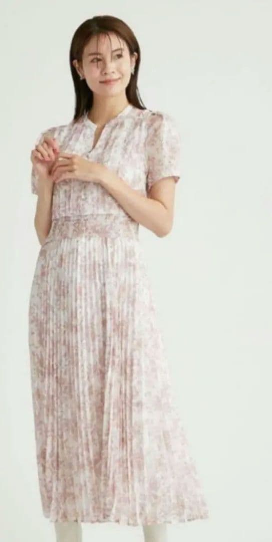 【新品未使用】セルフォード フラワープリントワンピース